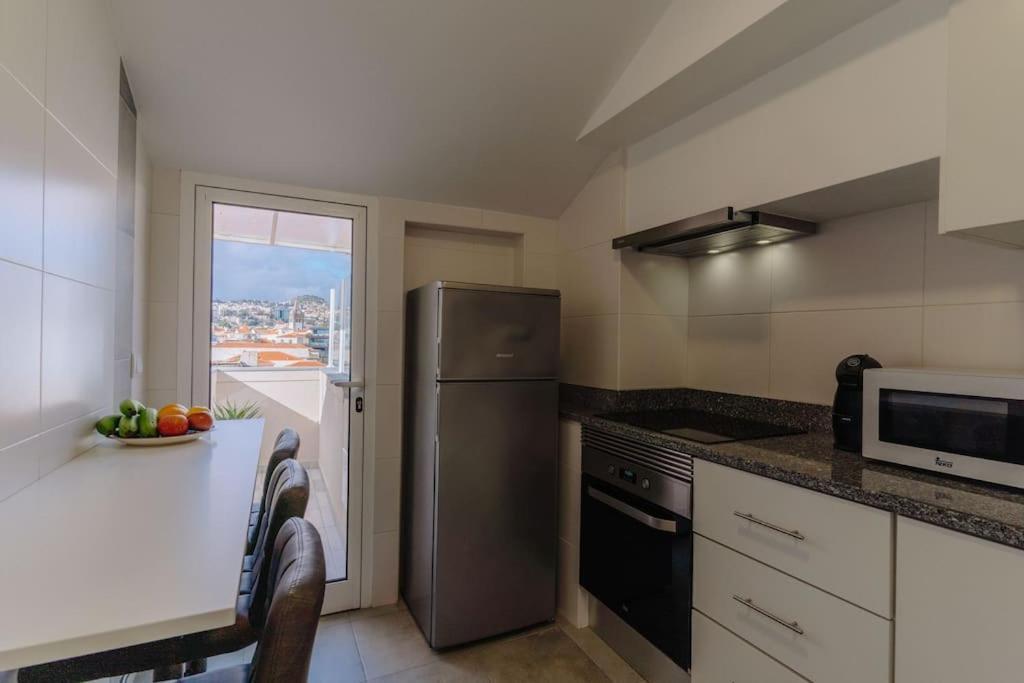Super Oldtown Apartment Фуншал Екстериор снимка